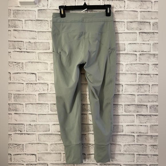 SOLD Women’s Apana light green lightweight stretchy athletic pull on joggers M - Picture 2 of 4
